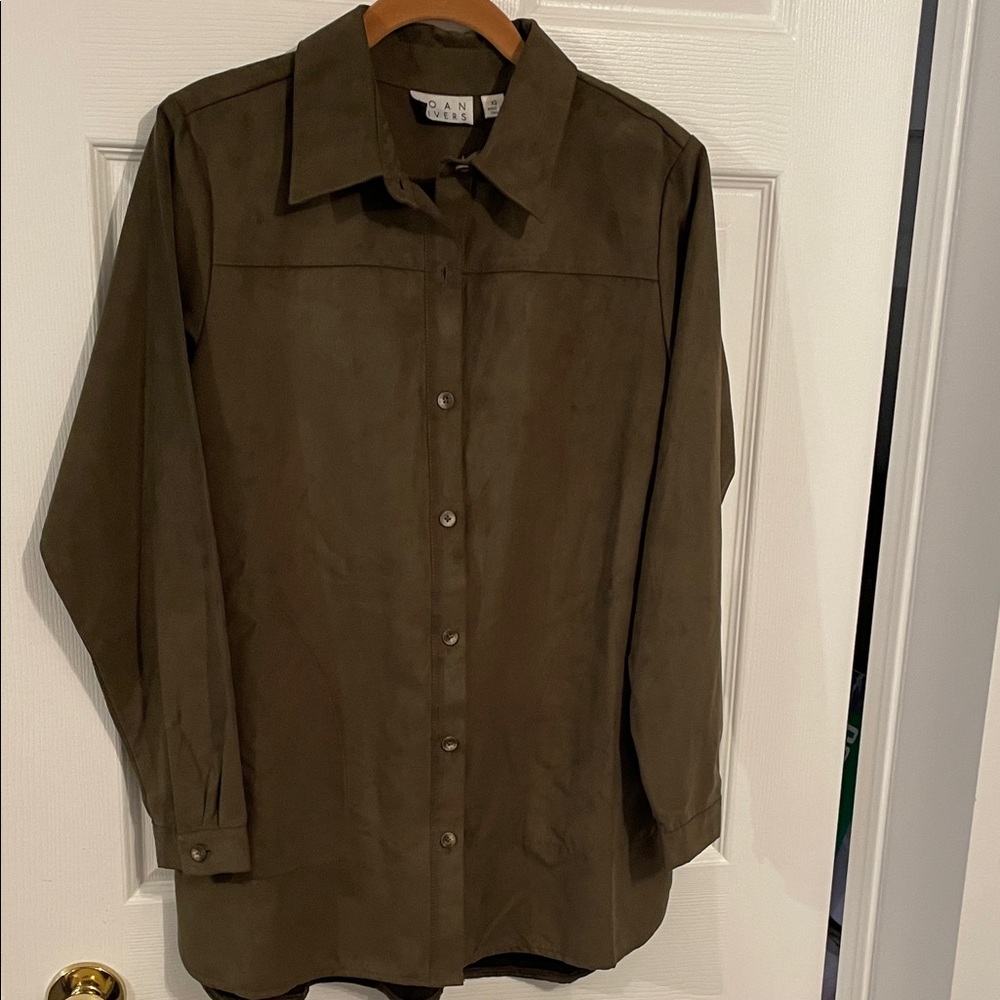 Joan Rivers Olive Button-Up Shirt